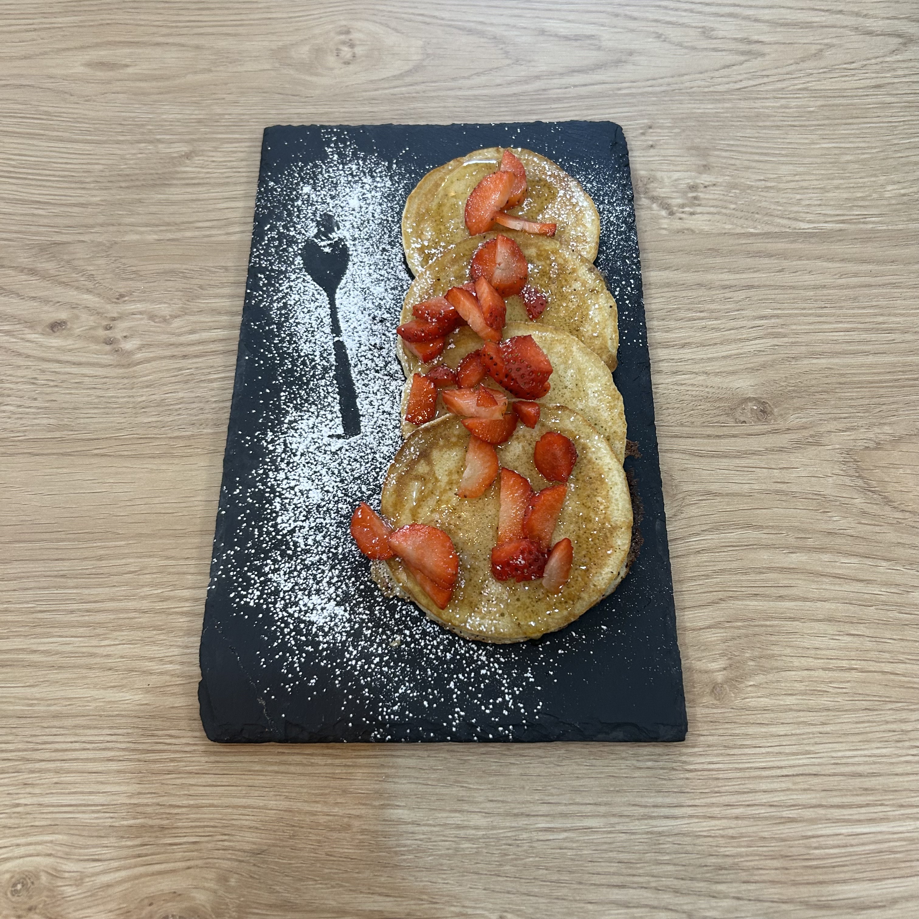 PANCAKES FRAISE MIEL